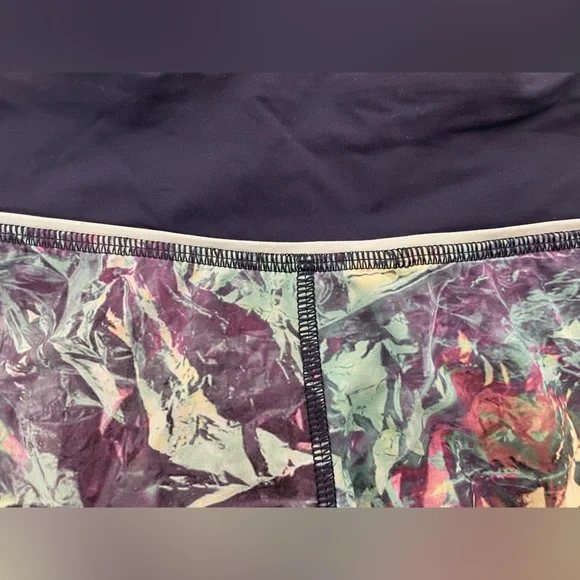 Lululemon Speed Up Shorts 2.5” - Picture 8 of 10